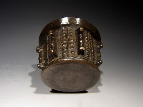 A Gothic bronze mortar, circa 1500 - Collectibles Style 