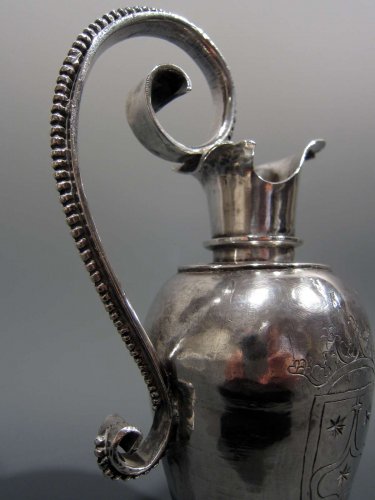 Burette blasonée en argent, époque XVIe - XVIIe siècle - Renaissance