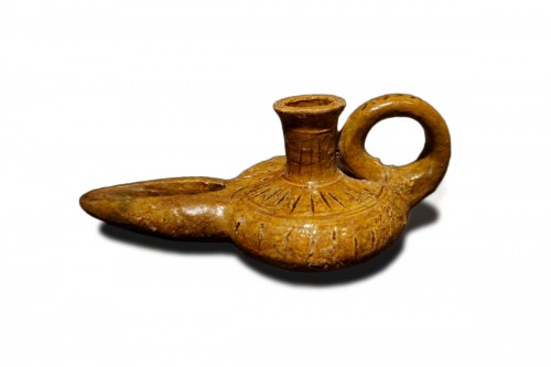 Islamic oil lamp in glazed ceramic, Al Andalus, XIIIth-XIVth century