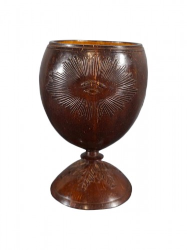 Coupe en noix de coco aux symboles maçonniques, XIXè siècle