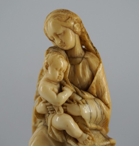 Vierge à l'enfant en ivoire, Allemagne ou Pays-Bas vers 1650 - 