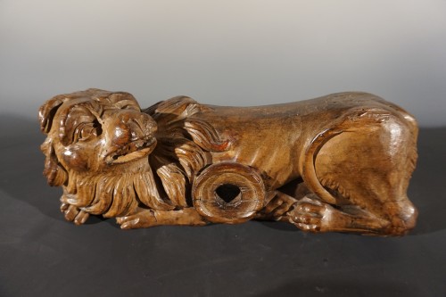 Verrou de fût en bois sculpté, France, XVIIIè siècle - Objets de Curiosité Style 
