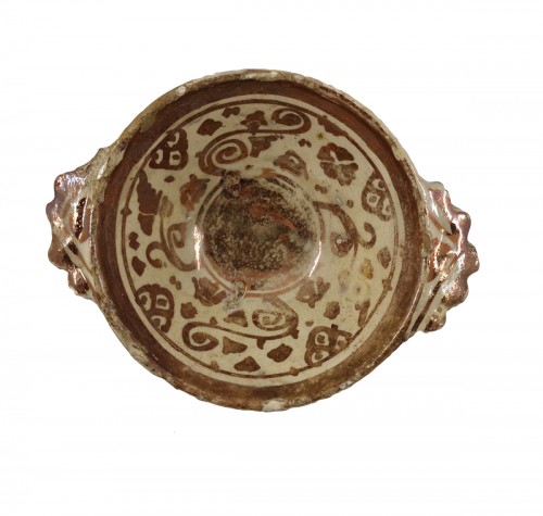 Hispano-moresque bowl, Manises 17th century