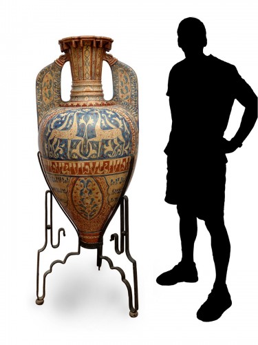 19th century - Huge Gazelles vase, hispano-moresque lusterware, Manises 19th century