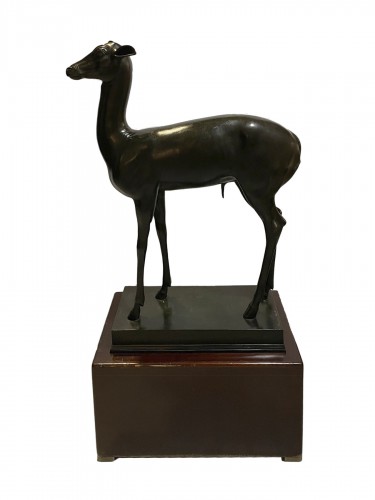 A young deer in patinated bronze, signed Chiurazzi Napoli.