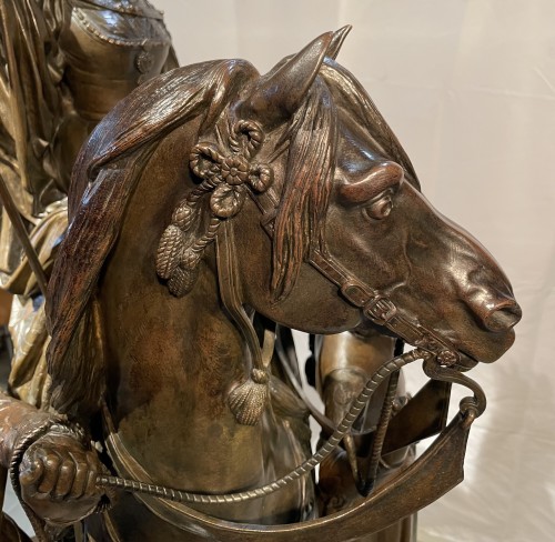 Antiquités - Large bronze equestrian group of Queen Isabella