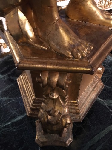 XVIIIe siècle - Paire de sculptures Vénitiennes en bois doré vers 1700