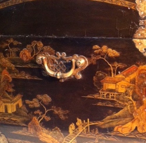 Furniture  - English lacquered wooden chest from the end of the 18th century