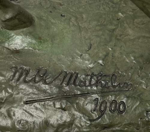 Sculpture Sculpture en Bronze - Cheval en bronze à patine verte signé et daté dans la base M. de Mathelin 1900