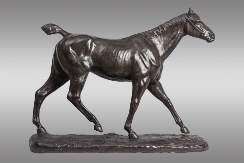 Horse in bronze with green patina signed and dated in the base M. de Mathelin 1900 - 