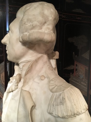 Antiquités - Carrara marble bust of Lafayette