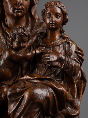 XVIe siècle et avant - Sainte Anne trinitaire en bois de chêne - Flandres fin XVIe siècle