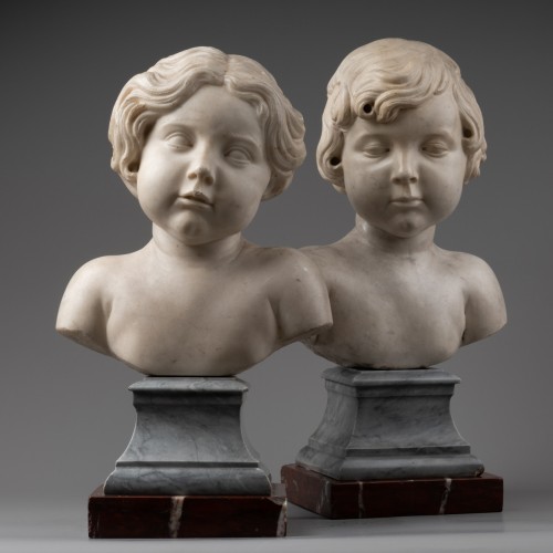 Sculpture  - Pair of marble toddlers - Italy - 17th century