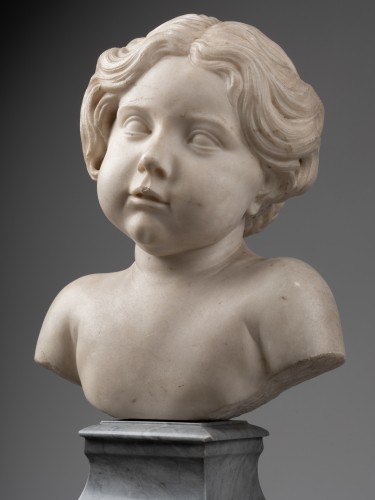 Paire de bambins en marbre - Italie - XVIIe siècle - Galerie Alexandre Piatti
