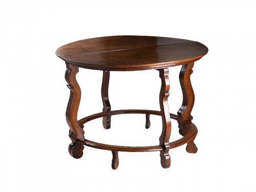 Paire de consoles en demi-lune formant une table ronde - Italie - XVIIe siècle