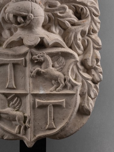 Architectural & Garden  - Marble coat of arms - 17th century