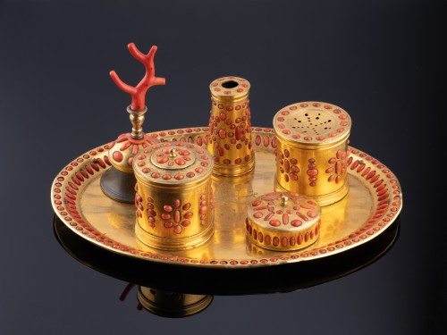 Objects of Vertu  - Trapani gilt copper and coral inkwell - Italy around 1600