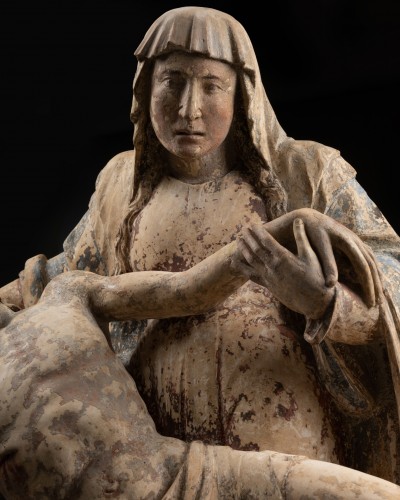 Sculpture Sculpture en pierre - Vierge de pitié en pierre polychrome - France premier quart du XVIe siècle