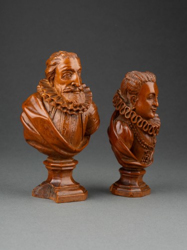 Pair of boxwood busts  - France 17th century - 