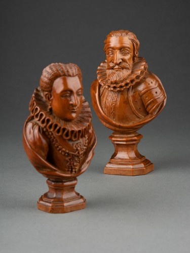 Louis XIII - Paire de buste en buis, Henri IV et Marie de Médicis - France XVIIe siècle
