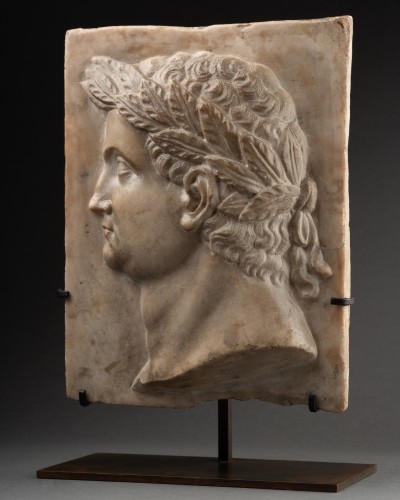 <= 16th century - Presumed portrait of Domitian,- Marble bas-relief,  Italy 16th century