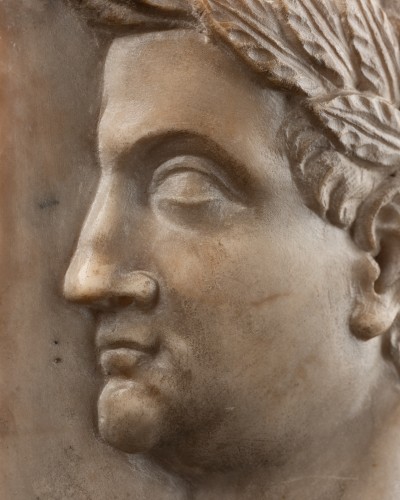 Antiquités - Presumed portrait of Domitian,- Marble bas-relief,  Italy 16th century