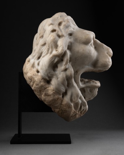 <= 16th century - Marble lion heads - Italy 16th century