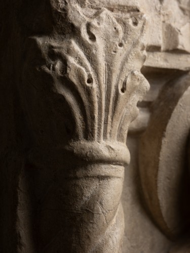 Bas-relief depicting an apostle – Italy 15th century - Renaissance