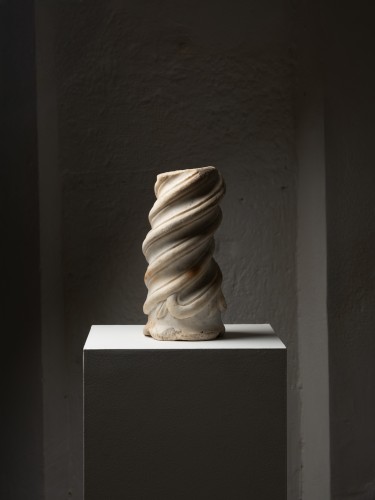 Fragment de colonne torsadée – Italie XIVe siècle - Galerie Alexandre Piatti