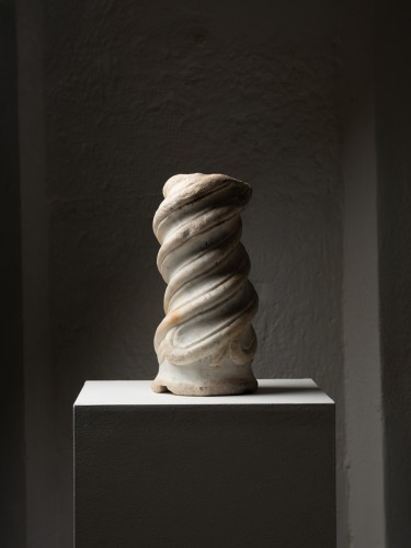 Antiquités - Fragment de colonne torsadée – Italie XIVe siècle
