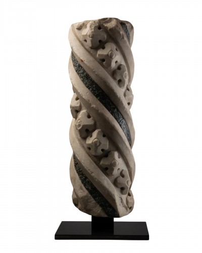 Twisted marble column – Italy 14th century
