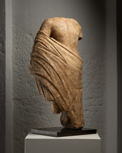 Antiquités - Torse en marbre de Ganymède – Empire romain IIe siècle ap. JC