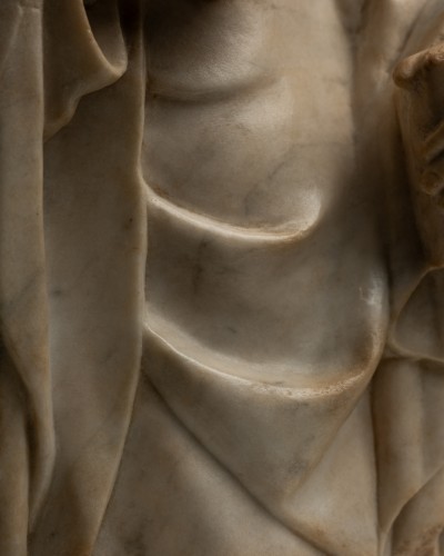 Sculpture depicting a saint – Île-de-France 14th century - 