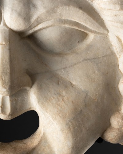 Antiquités - Marble Mascaron representing Bacchus - Italy 16th century