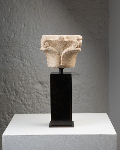 XIe au XVe siècle - Petit chapiteau en marbre – Italie XIIe siècle