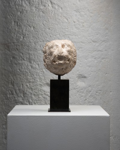 Petit lion en marbre – Italie XIIe siècle - Sculpture Style Moyen Âge