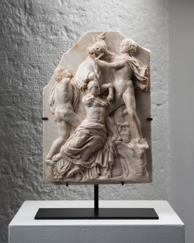 Bas relief représentant le Taureau Farnèse – Italie XVIe siècle - Sculpture Style Renaissance