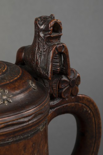 Chope en loupe de bouleau - Scandinavie Fin du XVIIe siècle - Objets de Curiosité Style 