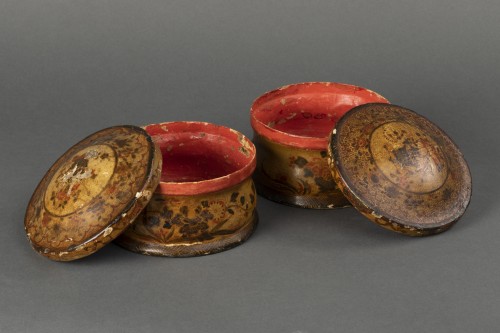 Objects of Vertu  - Pair of cartapesta boxes - Italy early 18th century