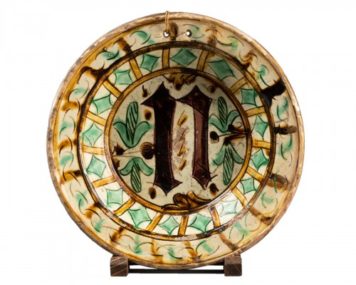 Petit plat gothique "N" - Toscane - XVe siècle