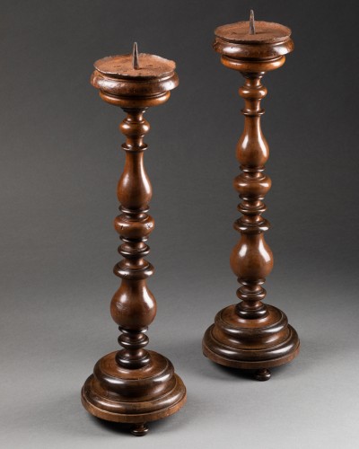 Pair of wooden candlesticks Louis XIII - France Early 17th century - 