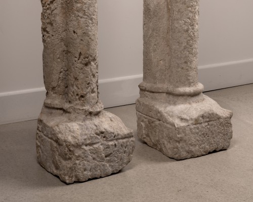 Paire de colonnettes gothiques en pierre - France XIIIe siècle - Moyen Âge