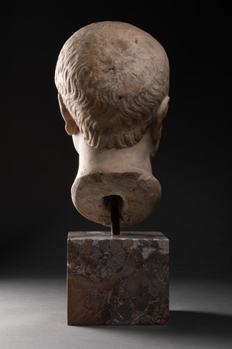 Tête en marbre - Empire romain 1er siècle av. J.C. - Galerie Alexandre Piatti