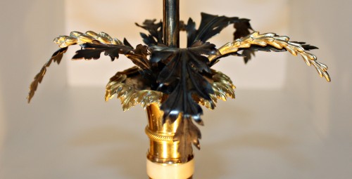 Paire de grands candélabres "aux Griffons" - Luminaires Style Louis XVI