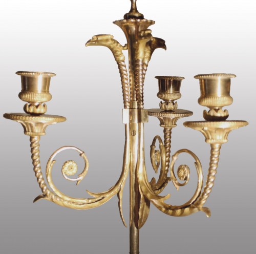 XVIIIe siècle - Paire de grands candélabres "aux Griffons"