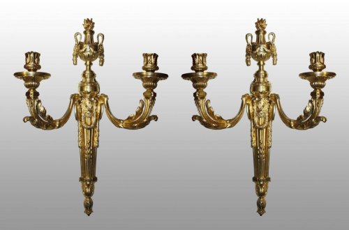 XVIIIe siècle - Paire d'appliques à deux bras de lumière d'après Jean-Charles Delafosse