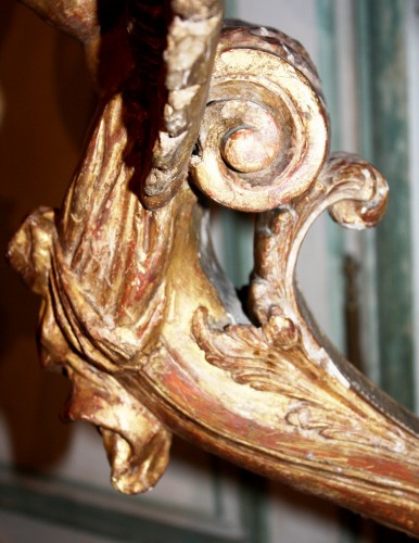 Antiquités - Console en bois doré "aux Femmes Ailées" époque Régence