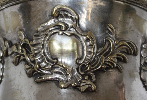 Objet de décoration Cassolettes, coupe et vase - Paire de seaux à rafraîchir en métal plaqué, début du règne de Louis XV