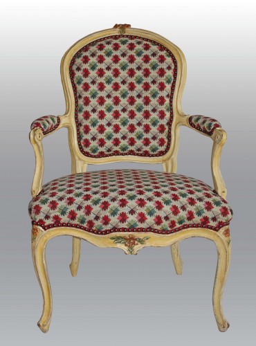 Dining room furniture in painted wood and rechampi - Seating Style Louis XV
