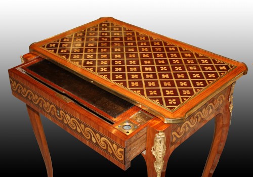 Mobilier Table & Guéridon - Table "à Glissière" formant écritoire attribuée à RVLC, Roger Vandercruse dit La Croix